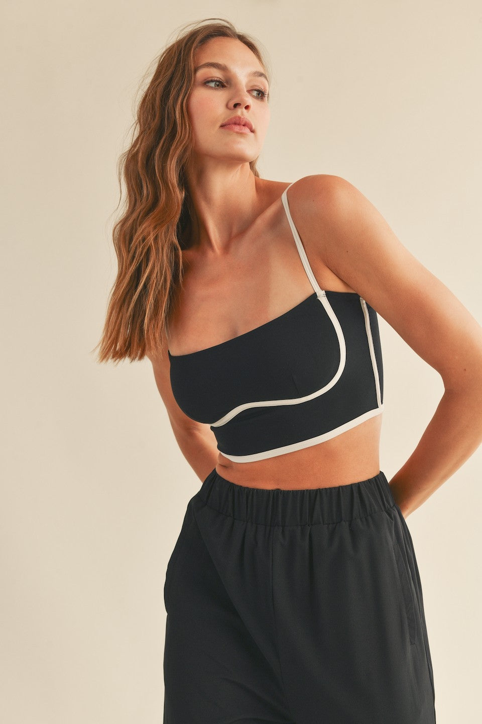 CONTRAST TOP