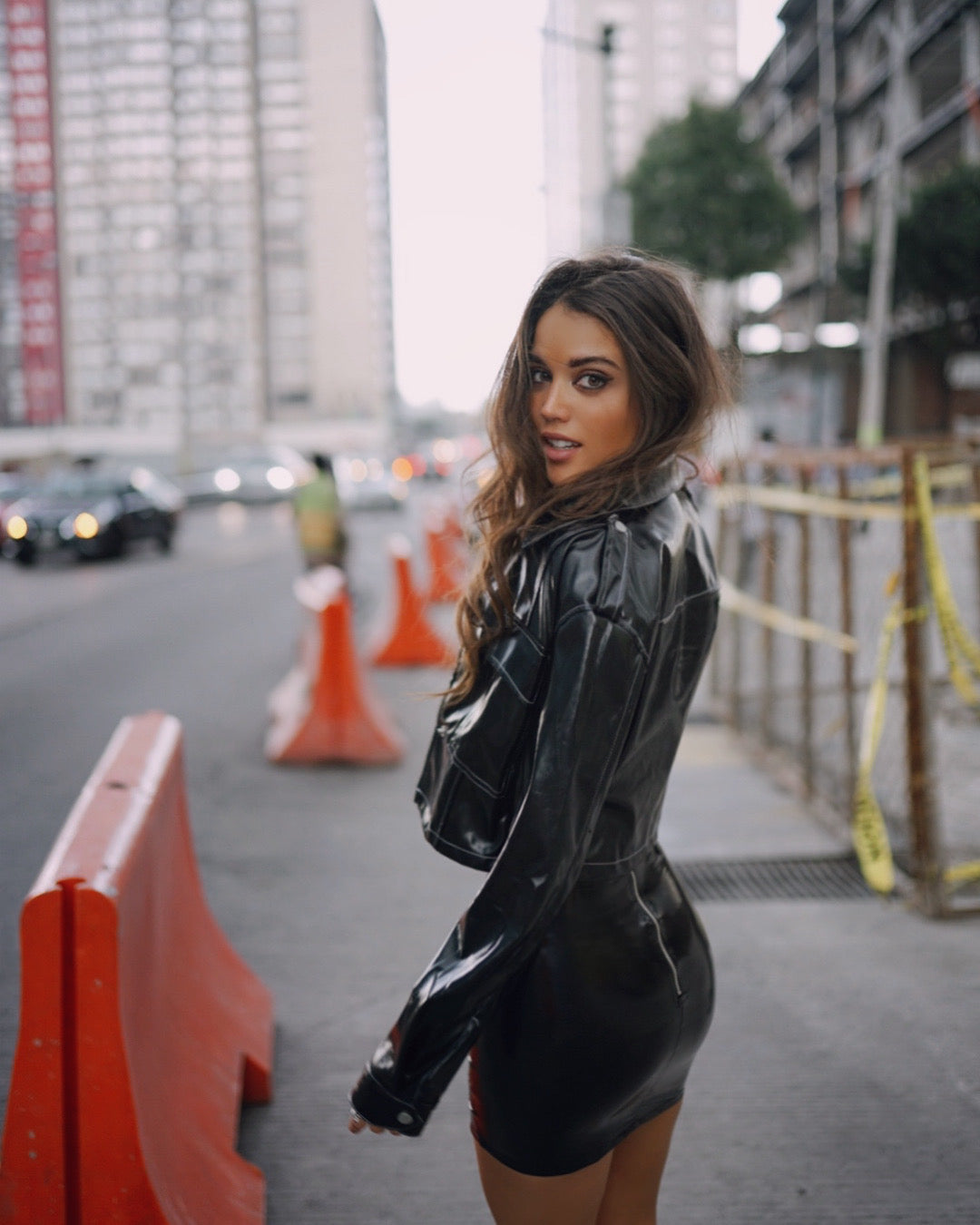 RED / BLACK BUCKLED SKIRT